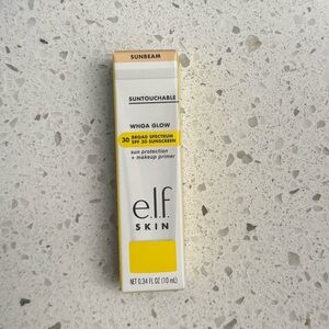 ⭐️ $5 w/ a bundle of 3+ items with a ⭐️ e.l.f. Whoa Glow SPF 30
